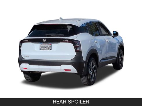 Certified 2025 Nissan Kicks SV image 9