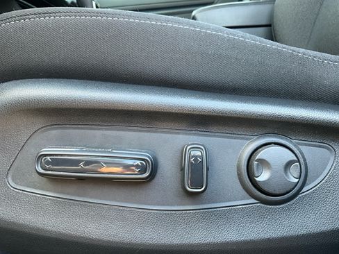 Used 2025 Honda CR-V EX image 20