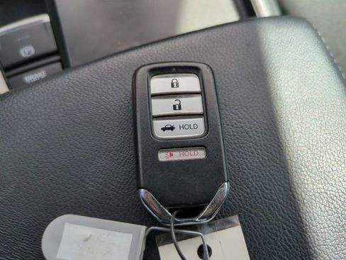 Used 2018 Honda Accord LX image 29