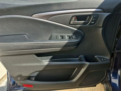 Certified 2023 Honda Passport EX-L image 15