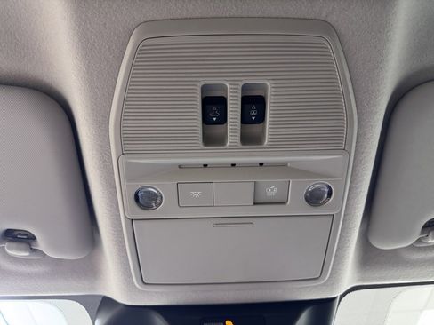 New 2026 Nissan Kicks SV w/ SV Premium Package image 39