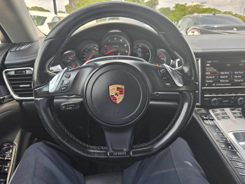 Used 2015 Porsche Panamera 4 AWD/4WD image 11