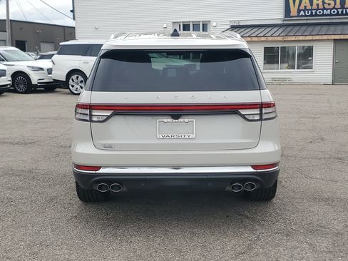 Used 2025 Lincoln Aviator Reserve w/ Equipment Group 201A AWD/4WD image 5