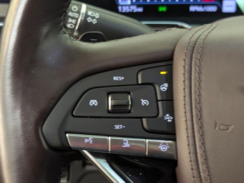 Certified 2024 Cadillac Escalade Premium Luxury Platinum image 15