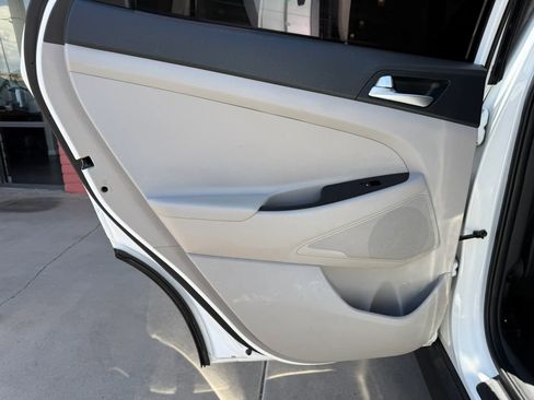 Used 2020 Hyundai Tucson Value FWD image 21