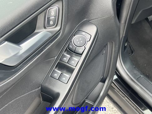 Used 2025 Ford Escape ST-Line FWD image 18