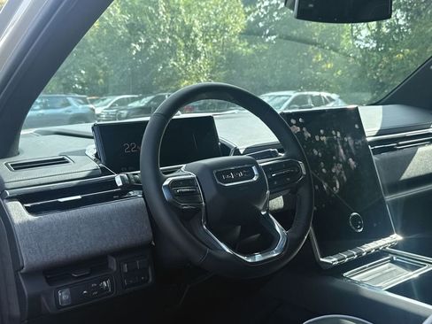 New 2026 GMC Sierra EV Elevation image 16