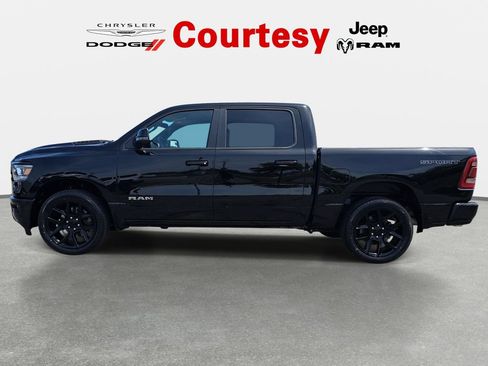 Used 2023 RAM 1500 Laramie AWD/4WD image 8