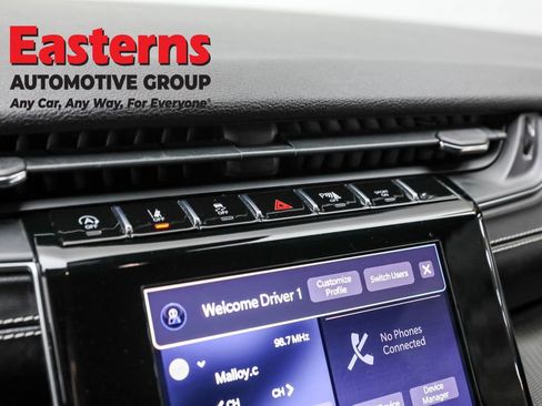 Used 2023 Jeep Grand Cherokee L Laredo image 12