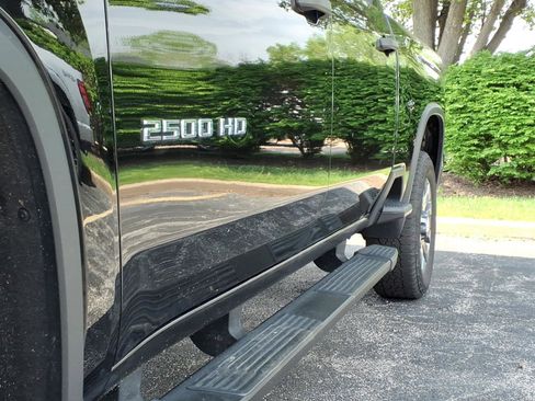 Used 2023 Chevrolet Silverado 2500 Custom w/ Custom Value Package image 34