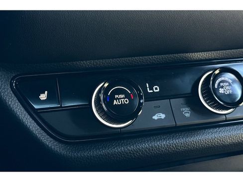 Used 2025 Honda HR-V Sport image 29