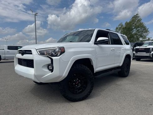 Used 2022 Toyota 4Runner SR5 Premium AWD/4WD image 1