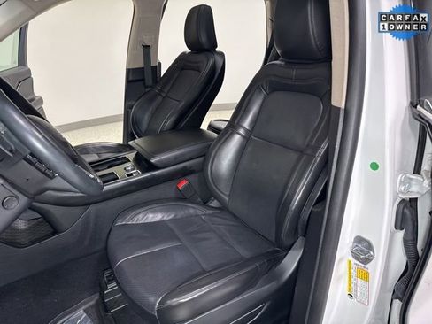 Used 2021 Lincoln Aviator Reserve w/ Elements Package Plus AWD/4WD image 15