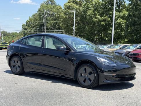 Used 2023 Tesla Model 3 Standard Range RWD image 8