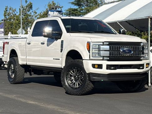 Certified 2017 Ford F250 Platinum w/ Platinum Ultimate Package AWD/4WD image 2