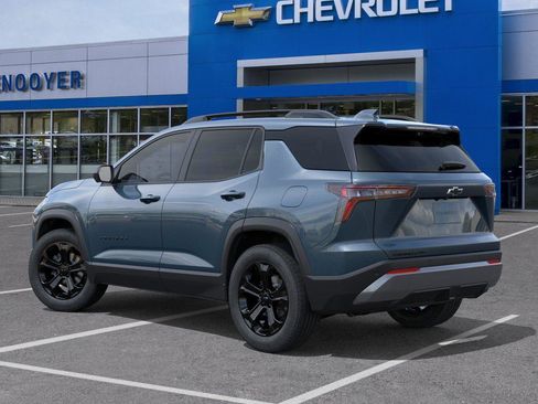 New 2026 Chevrolet Equinox LT w/ Convenience Package II AWD/4WD image 3