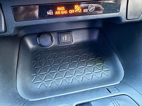 Used 2024 Toyota RAV4 LE image 27