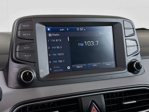Used 2020 Hyundai Kona SE FWD image 21