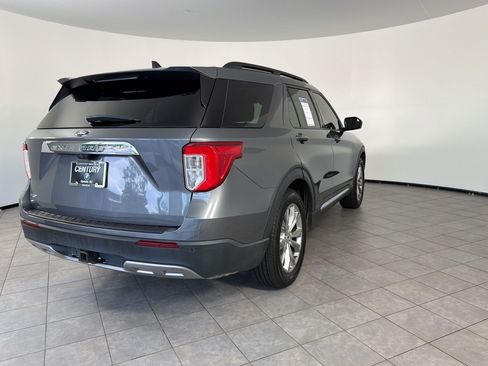 Used 2022 Ford Explorer XLT w/ Equipment Group 202A RWD image 9