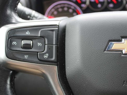 Used 2021 Chevrolet Silverado 1500 LT AWD/4WD image 10