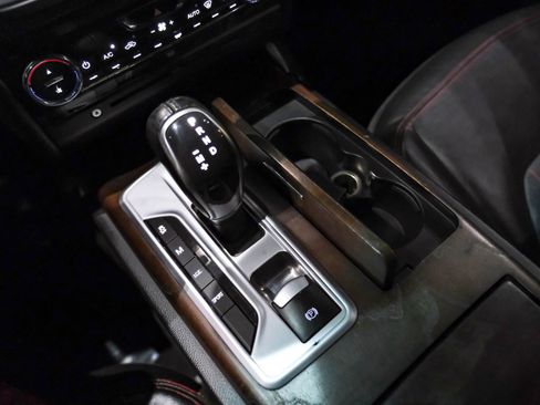 Used 2016 Maserati Ghibli S image 24