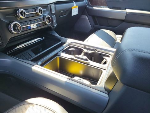 New 2026 Ford F250 Lariat image 29