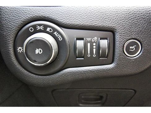 Used 2018 Jeep Cherokee Trailhawk w/ Quick Order Package 25L AWD/4WD image 21