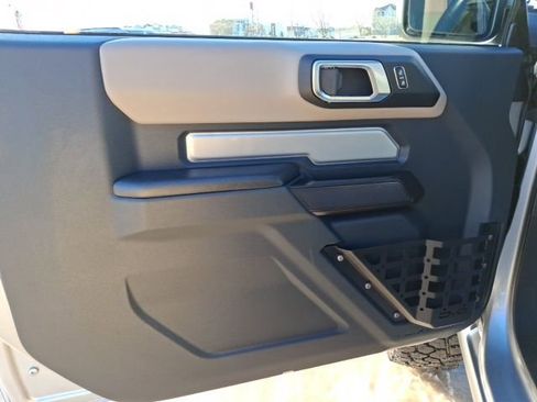 Used 2024 Ford Bronco Wildtrak image 12