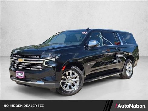 Used 2023 Chevrolet Suburban Premier AWD/4WD image 1