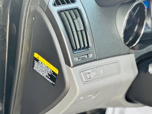 Used 2013 Hyundai Sonata Hybrid image 13