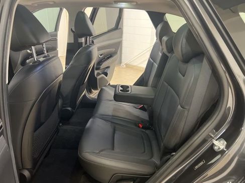 Used 2023 Hyundai Tucson Limited image 12