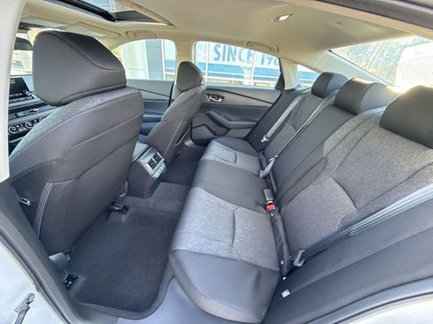 New 2025 Honda Accord SE image 9