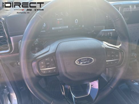 Used 2024 Ford Ranger Lariat w/ FX4 Off-Road Package AWD/4WD image 13