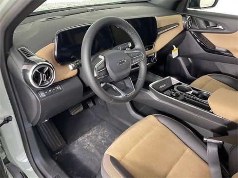 New 2026 Chevrolet Equinox ACTIV w/ Convenience Package III image 4