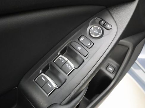 Used 2022 Honda Accord Sport image 9