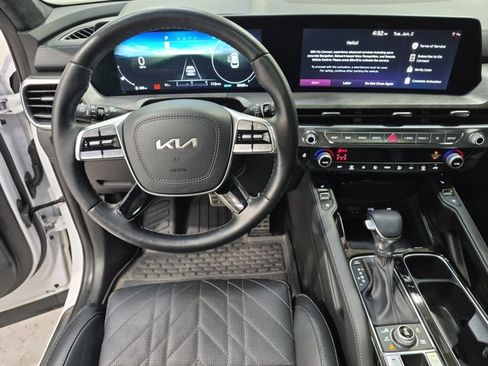 Certified 2024 Kia Telluride SX Prestige X-Line AWD/4WD image 14