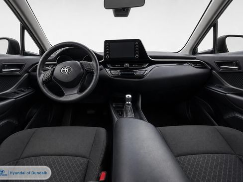 Used 2020 Toyota C-HR LE FWD image 6