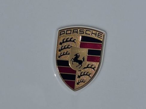 Certified 2026 Porsche Macan AWD/4WD image 26