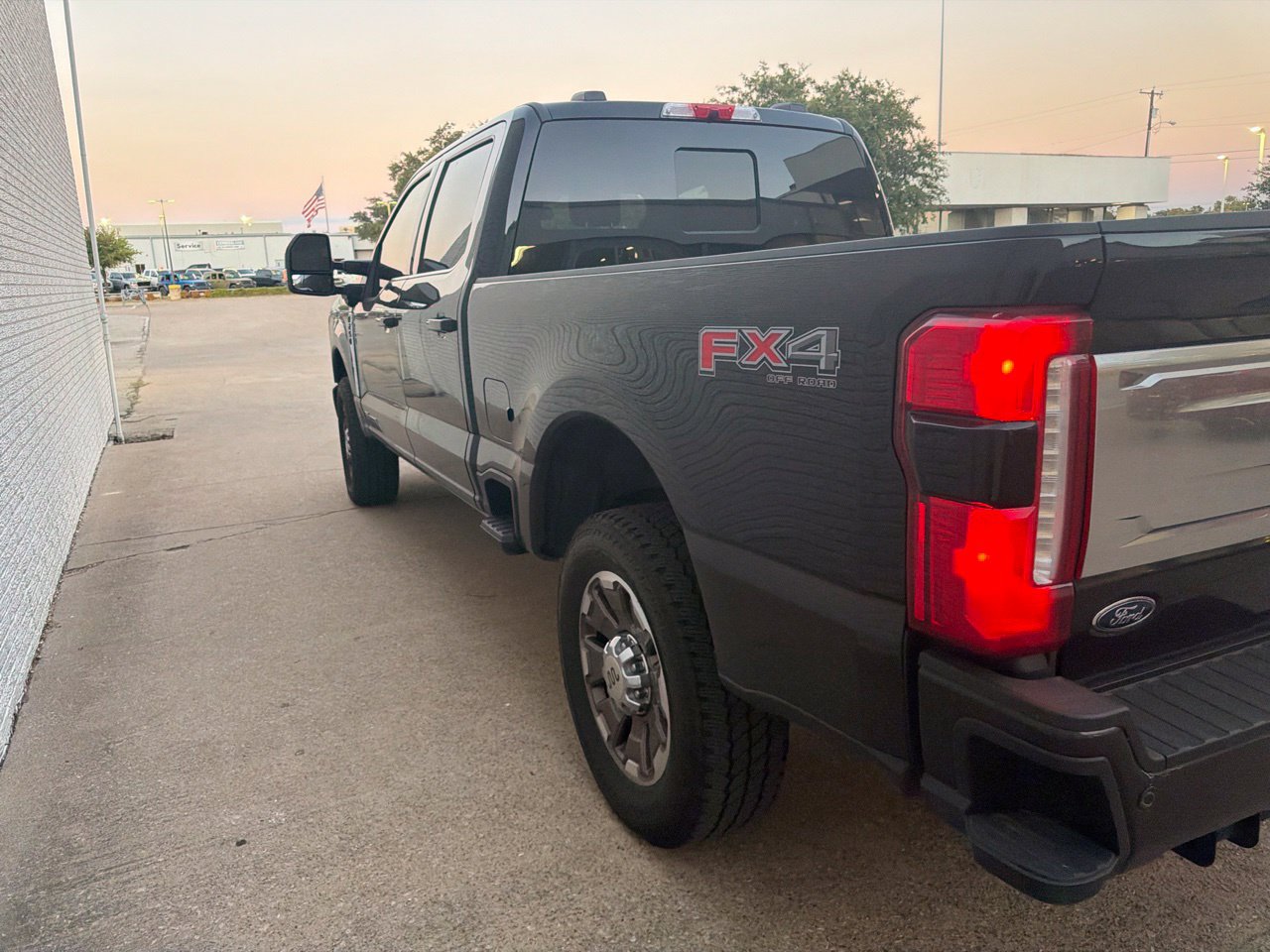 Used 2025 Ford F250 King Ranch w/ FX4 Off-Road Package AWD/4WD image 4