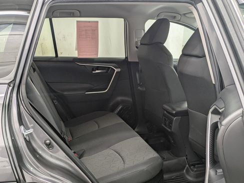 Used 2021 Toyota RAV4 XLE w/ XLE Grade Weather Package image 18