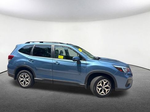 Used 2020 Subaru Forester Premium AWD/4WD image 15