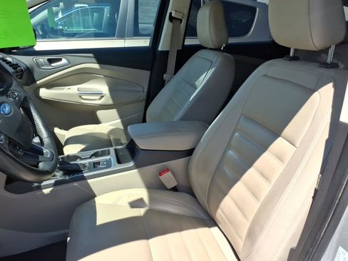 Used 2018 Ford Escape Titanium AWD/4WD image 7