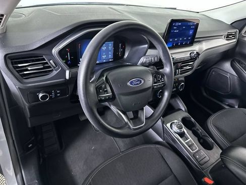 Used 2025 Ford Escape Active FWD image 10