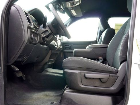 New 2026 RAM 2500 Tradesman AWD/4WD image 24