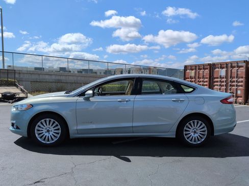 Used 2013 Ford Fusion SE image 7