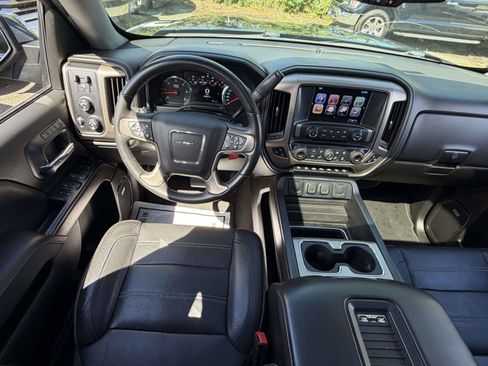 Used 2017 GMC Sierra 1500 Denali w/ Denali Ultimate Package AWD/4WD image 15