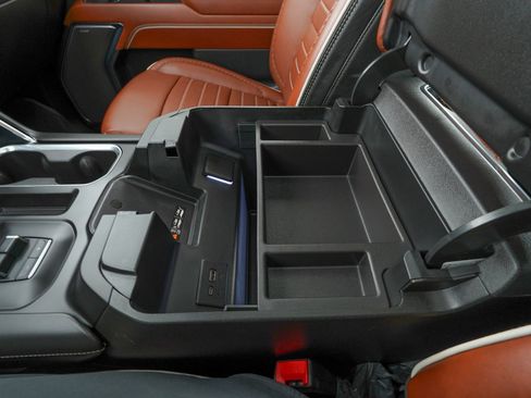 Used 2024 GMC Sierra 2500 Denali Ultimate image 32