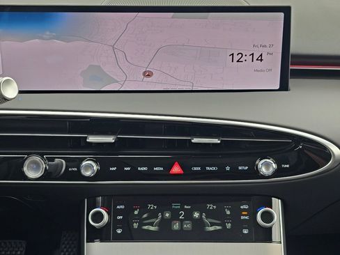 New 2026 Genesis GV70 2.5T Advanced image 13