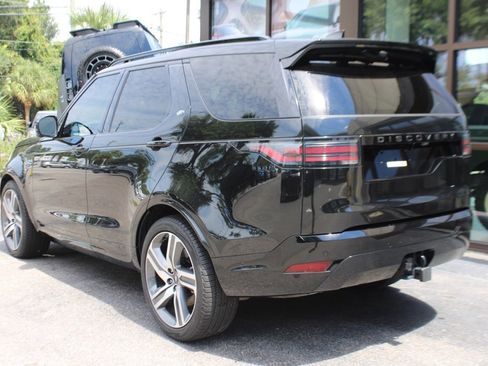 Certified 2024 Land Rover Discovery Dynamic SE image 8