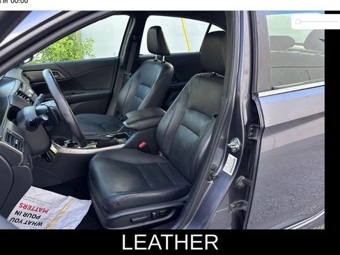 Used 2017 Honda Accord Sport Special Edition image 2